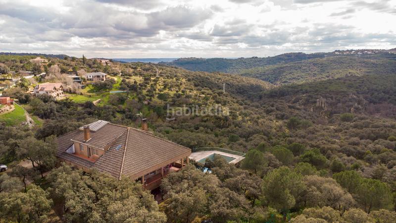 Foto 95c59e21-9759-498c-8397-6fc853209c4e. Country house with fireplace heating parking pool in Torrelodones