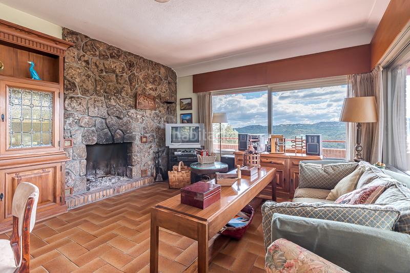 Foto 9bdef30c-0939-4e72-816d-235cdf4e40bf. Country house with fireplace heating parking pool in Torrelodones