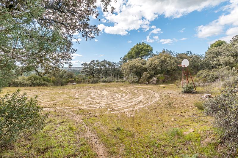 Foto aa840a08-67c2-46ed-8114-ddbc51e7513b. Country house with fireplace heating parking pool in Torrelodones