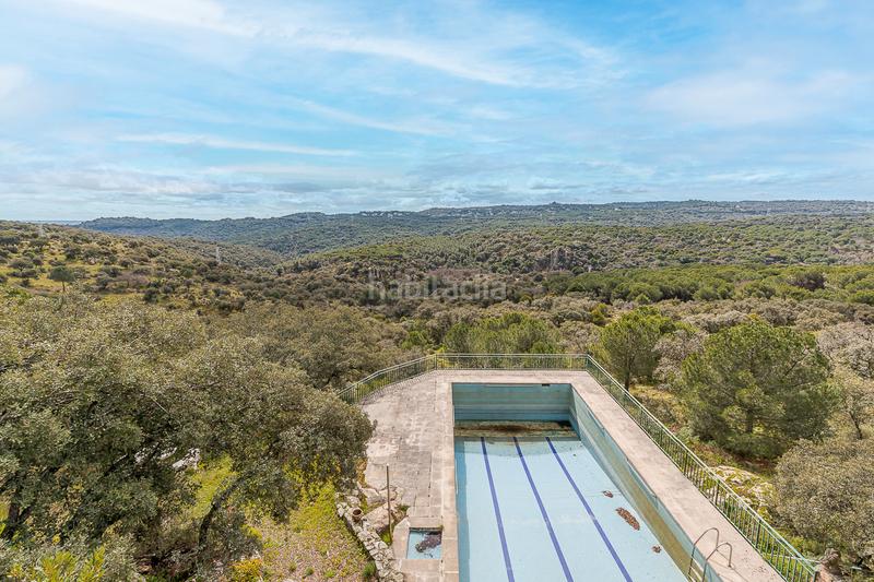 Foto beade908-0f3f-4f72-a52b-2abb2bf055f3. Country house with fireplace heating parking pool in Torrelodones