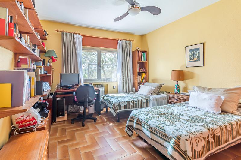 Foto df30fd08-4942-408f-9cd8-58b003490430. Country house with fireplace heating parking pool in Torrelodones