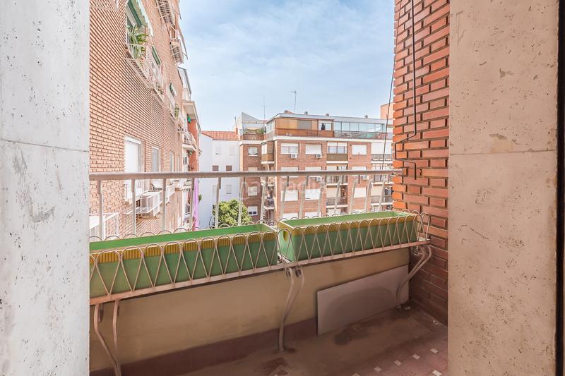 Foto bea262d6-2c99-4d0c-8908-252733d56b2d. Piso en Argüelles Madrid