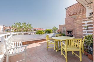 Àtic  Calle cervantes. Exclusivo ático con terraza de 85 m² – un estilo de vida único e