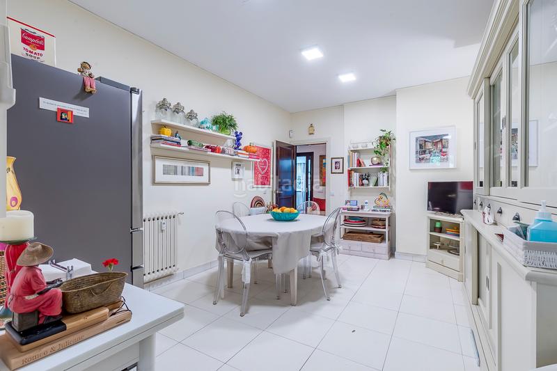 Foto a4d07b07-f232-4ad4-b645-294367091bfd. Appartement avec chauffage parking piscine dans Fuentelarreina Madrid