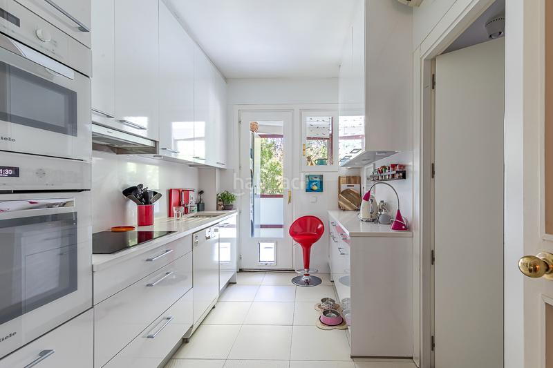 Foto ef1fb6bd-f4dd-45e0-84c0-b5fca990e303. Appartement avec chauffage parking piscine dans Fuentelarreina Madrid