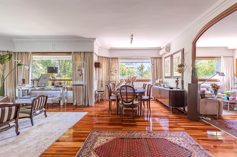 Foto 8bee3a51-fc4b-4318-bfba-0c3d960f4826. Etagenwohnung mit heizung parking pool in Fuentelarreina Madrid