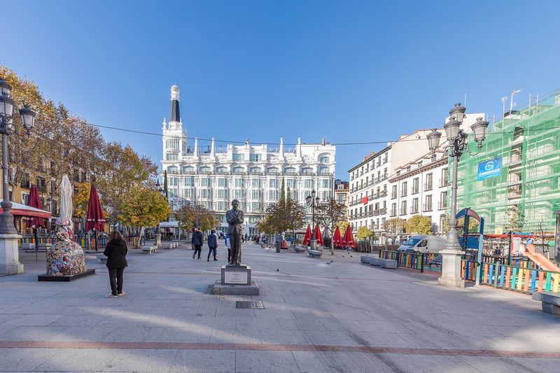Foto 08ee63d8-73b8-4523-bb3c-0d45d230cfa6. Piso en Embajadores-Lavapiés Madrid