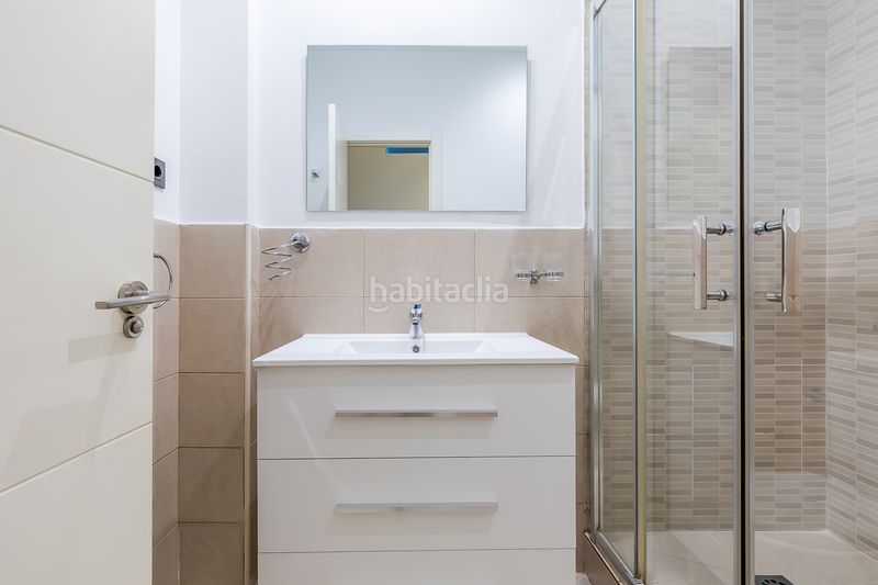 Foto 5e01c681-146b-4e56-b645-78c4948d9b50. Piso en Embajadores-Lavapiés Madrid