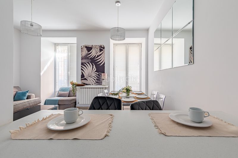 Foto ba11a867-ad3e-4905-9586-fe8a562d46dd. Piso en Embajadores-Lavapiés Madrid