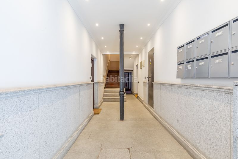 Foto c4893650-aa26-49a5-a5d0-4730bb0b8c18. Piso en Embajadores-Lavapiés Madrid