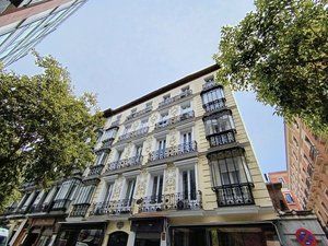 Location Appartement  Calle del barquillo. Se alquila vivienda