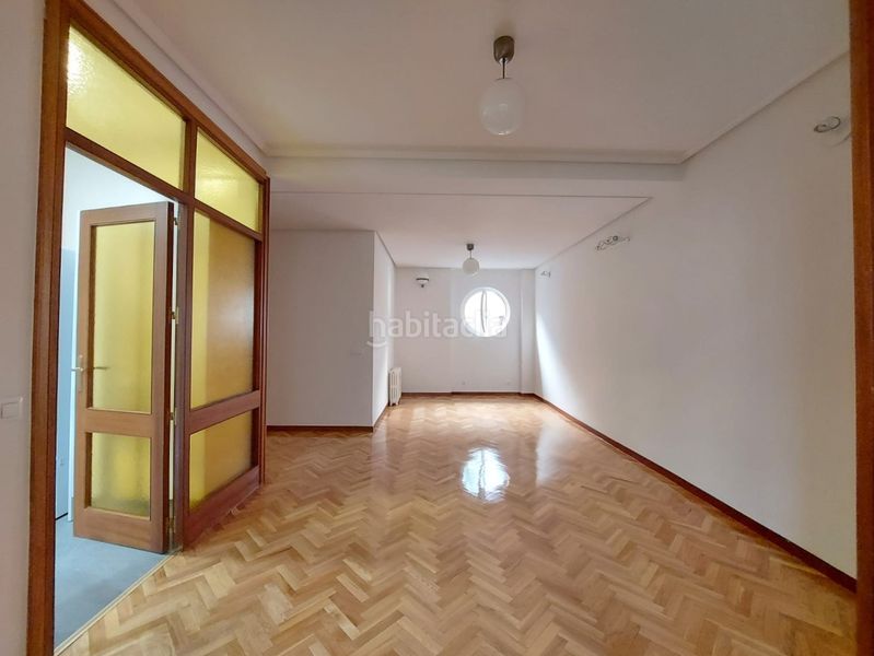 Foto 36ea6287-6f79-4698-8067-91af9900c43f. Rent flat with heating in Palacio Madrid