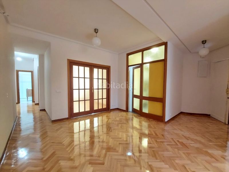 Foto 799eb009-255e-47c1-8428-34db0145b67f. Rent flat with heating in Palacio Madrid