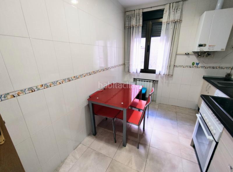 Foto 4d80d073-73ad-45fd-986c-edee8cb88172. Rent flat with heating in Chopera Madrid