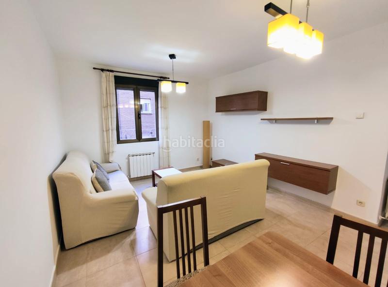 Foto 809b94d2-e73b-478a-acc8-2dd5c1a301f1. Rent flat with heating in Chopera Madrid