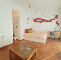 Estudi  Calle de jerte. Estudio amplio y luminoso en el corazón de madrid