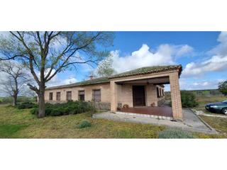 Casa  España. Descubre tu refugio en la naturaleza!