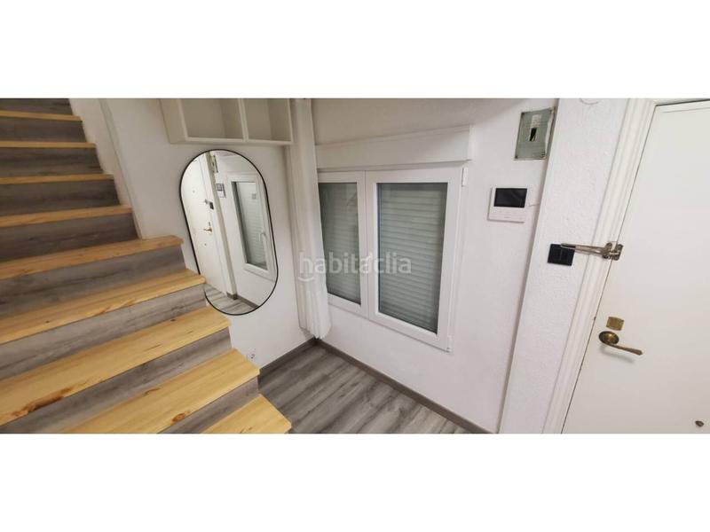 Foto ab6a7c33-fbc3-49b7-9ef8-3d4d261fec2f. Dúplex en santa prisca 10 dúplex en venta capital zona metro la elipa en Madrid