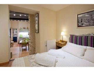 Piso  Corralillo de san bartolomé. Piso en venta en el corazón de toledo  oportunidad única