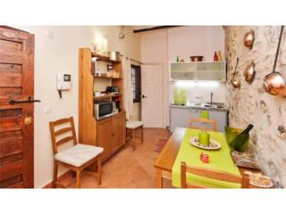 Flat  Corralillo de san bartolom. Venta de piso histrico en el casco histrico