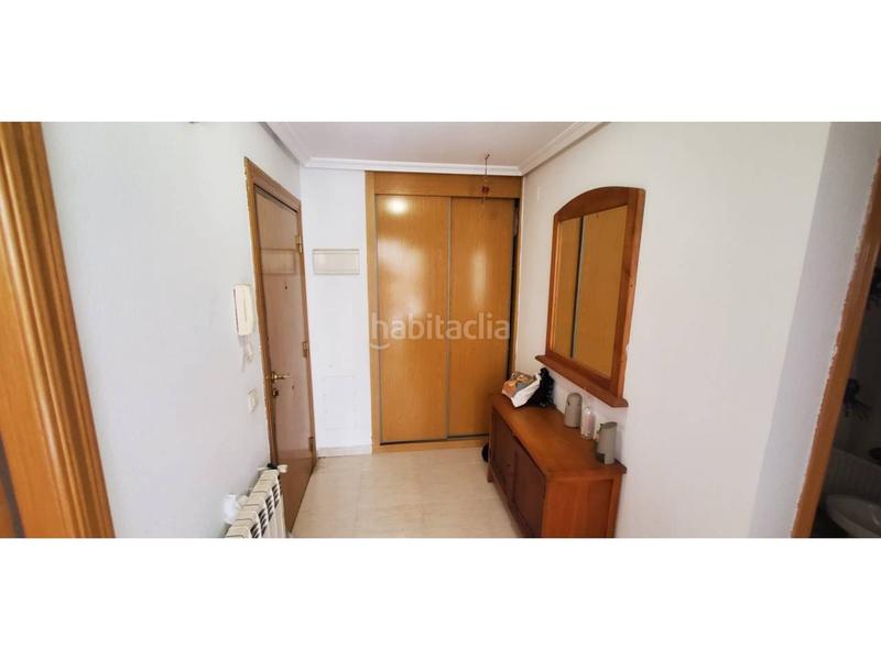 Foto 21f839d3-7a39-47c8-8174-bc7bdbde2e74. Pis amb calefacció aparcament piscina a Buenavista-Valparaíso-La Legua Toledo