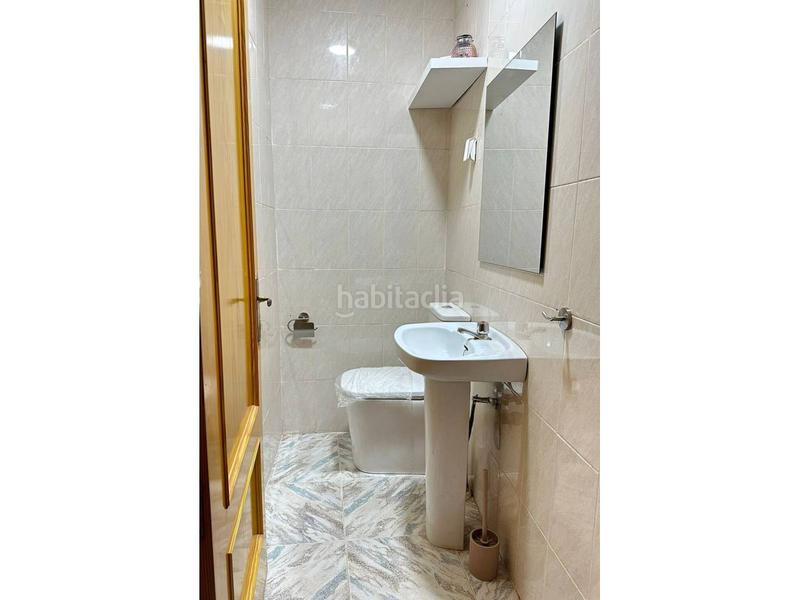 Foto 36f9ac4d-6599-4fe4-aa23-931d645097c5. Casa adosada descubre tu nuevo hogar en el corazón ! en Yuncler