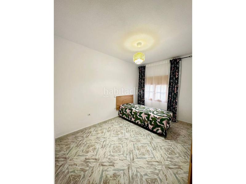 Foto a1c03ea1-6157-42f1-a9e7-2c300ef96113. Casa adosada descubre tu nuevo hogar en el corazón ! en Yuncler
