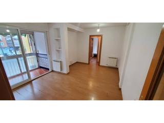 Flat  Badajoz. Piso en venta a reformar en móstoles central