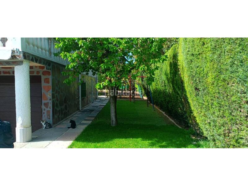 Foto 18a9c0b6-c8d8-47c3-bd55-63739c0808bf. Casa amb aparcament piscina a Villaluenga de la Sagra