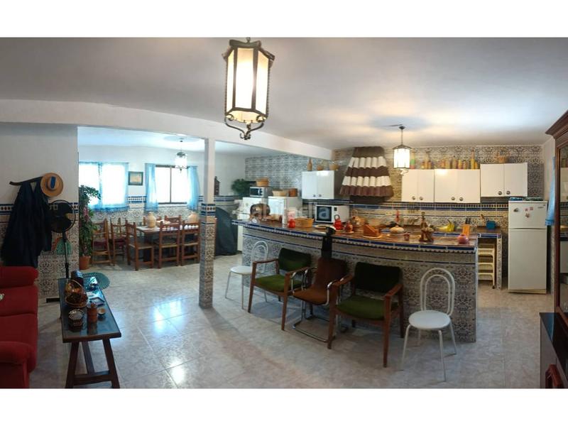 Foto 6f79cab9-143e-4be6-8ed8-f2ae56c0fd2d. Casa amb aparcament piscina a Villaluenga de la Sagra