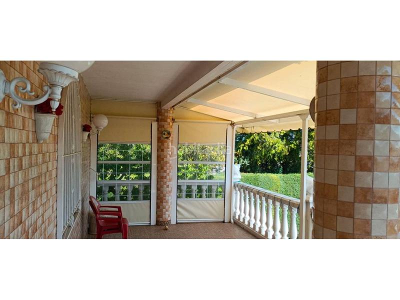 Foto edf7a347-cd38-446e-a900-59aa2690fefc. Casa amb aparcament piscina a Villaluenga de la Sagra