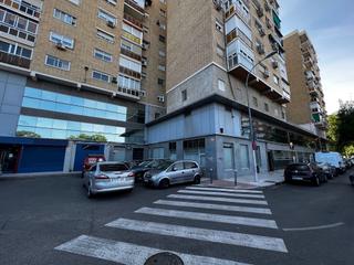 Local Comercial en Calle informtica 2. Venta directa solicite visita y pase su oferta junto a la dgt