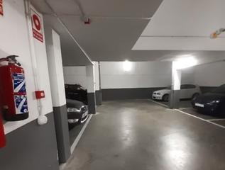 Aparcament cotxe a Calle rosalía de castro 1. Oportunidad solicite informacion