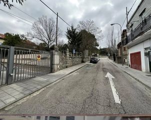 Parking coche en Villalba Pueblo. Oportunidad varias plazas de garaje