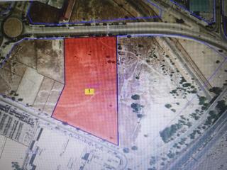 Terreno residencial en Los Berrocales. Venta de 31.858 m2 comercial terciaria en vicalvaro pol. las deh