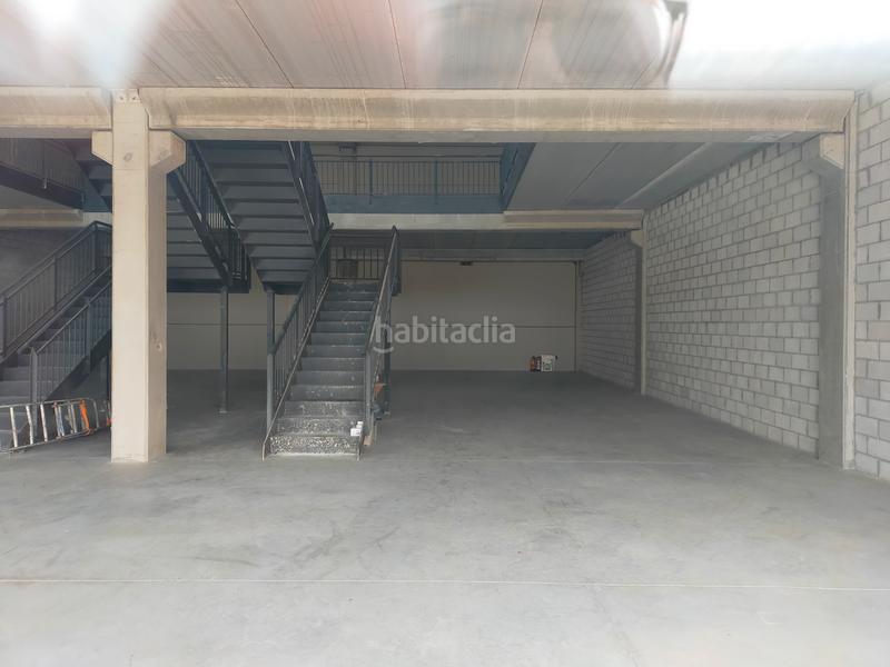 Foto a5deab8e-6966-440e-9768-dbc7587fb2c5. Alquiler nave industrial nave doble escaparate 640 m2 pol. la sendilla en Ciempozuelos