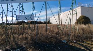 Lloguer Solar industrial a Señorío de Illescas. Alquiler de suelo industrial de 2710 m2 a pie de carretera