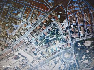Terreny residencial a Centro. Venta de parcela urbana de 400 m2 para chalet independiente