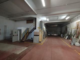 Nave industrial en Fuenlabrada II-El Molino. Nave industrial de 920 m2 pol. el molino