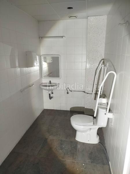 Foto 1edd35a1-9426-4ffb-be95-d21b1a8f5891. Location local commercial dans Restón I-Restón II Valdemoro