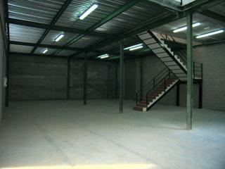 Fabrikhalle in San Martín de la Vega. Venta de nave adosada de 290 m2 pol. aymair