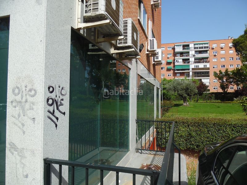 Foto 14d2116a-8c01-4294-8a80-88daa7757408. Locale commerciale in calle de castrillo de aza 22 in Madrid