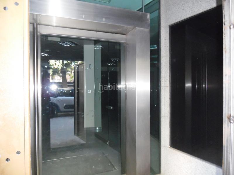 Foto 06e9b7b3-9ce7-49c4-8f45-a50bf44d737b. Local comercial en plaza sierra de ayllón 1 en Casco Histórico de Vallecas Madrid