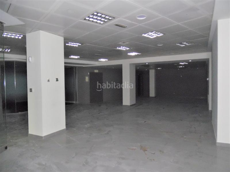 Foto 907caff6-6a3b-4bbd-ae23-168010e991cd. Local comercial en plaza sierra de ayllón 1 en Casco Histórico de Vallecas Madrid