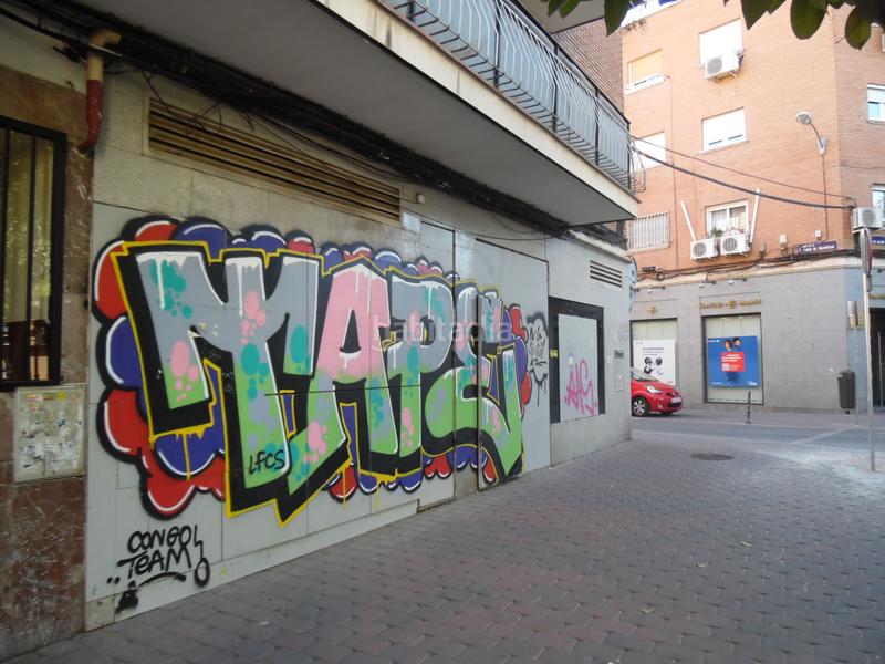 Foto 95d7cfba-b188-4709-9e8d-bce457a7daab. Local comercial en plaza sierra de ayllón 1 en Casco Histórico de Vallecas Madrid