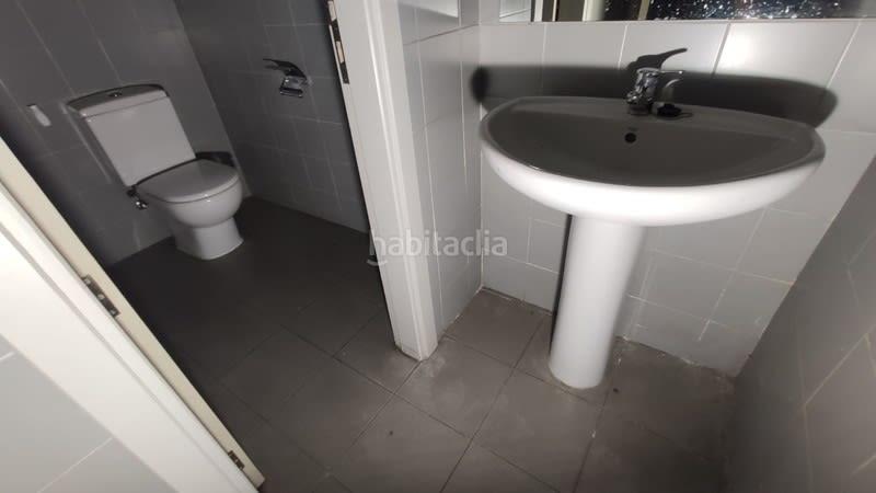 Foto 137dd0b5-ce68-47f1-bf40-8d8466aa213e. Local comercial a calle valdemoro 11 a San Isidro Getafe