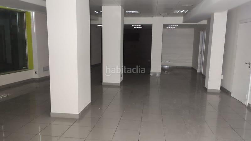 Foto 4c21dc74-21a6-4ef9-b678-ee7ea0c05bd1. Local comercial a calle valdemoro 11 a San Isidro Getafe