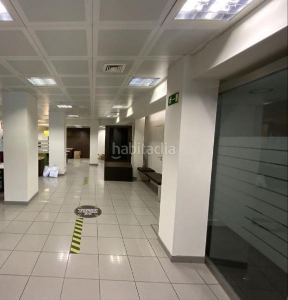 Foto 9c8baa49-ce88-4520-bc6a-00492cfe9983. Local comercial a calle valdemoro 11 a San Isidro Getafe