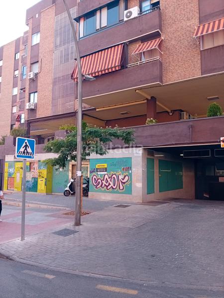Foto 27e28240-de4f-4a6d-b0ec-e46ad704a5f0. Location local commercial dans calle baleares 6 dans Móstoles