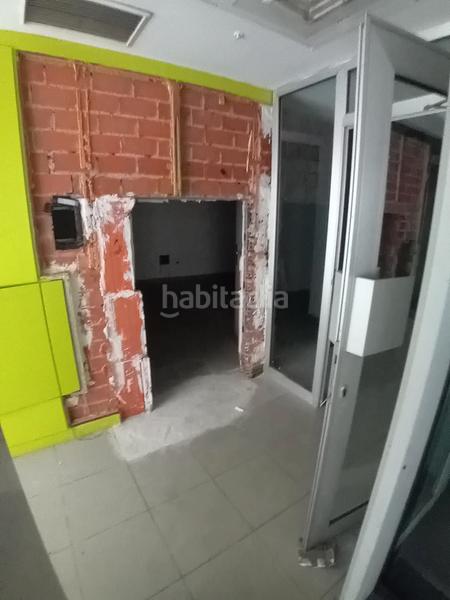 Foto 7fe242b0-5374-4255-98a0-b1397c1bd42f. Location local commercial dans calle baleares 6 dans Móstoles